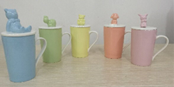 Mug Cup - 【15周年お客様感謝】マグカップ かわいい動物人形 蓋付き 5色 プレゼント カフェ食器 カラフル カップ 陶器 ギフト 磁器 陶磁器