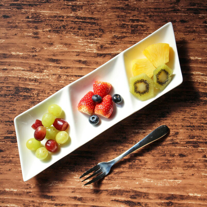 仕切り皿 オードブル皿 3連【長皿 白磁 おしゃれ レンジOK 軽い 無地 シンプル 強化磁器 アウトレット 訳あり 業務用 カフェ】