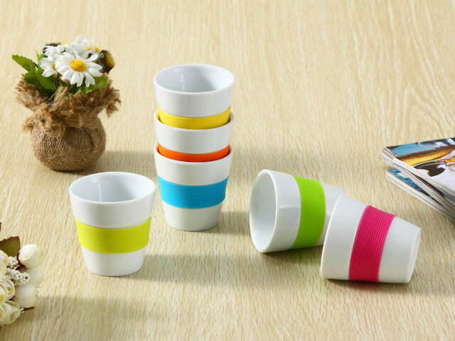 湯呑み(120ml)シリコンバンド付き【コップ 陶器 シリコン シンプル カラバリ 丈夫 軽い 小さい 収納 レンジOK かわいい】