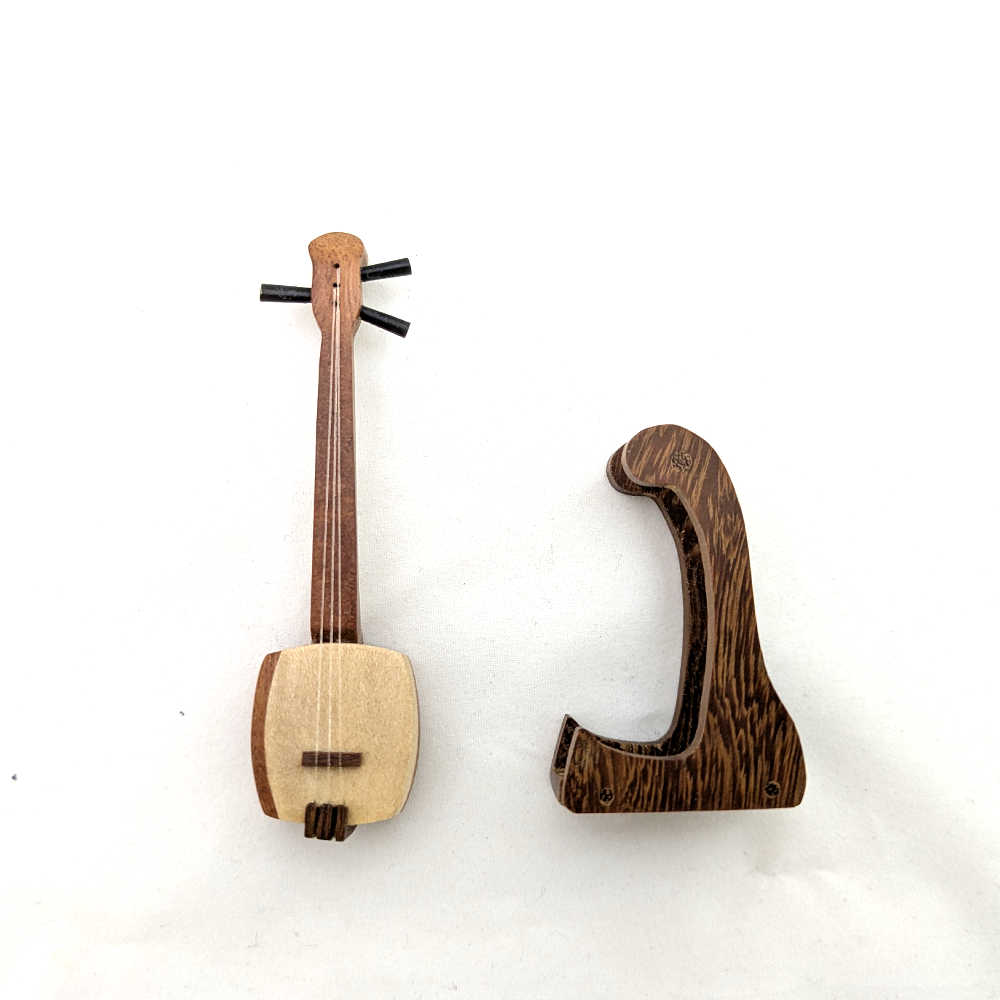 ミニチュア楽器 三味線 1/12 約8cm 台付き 音はなりません nishigaku-10010209 Bourree 西日本楽器 サンプル画像2