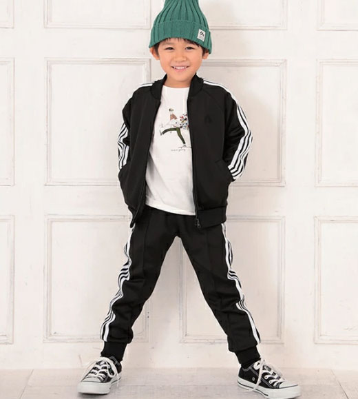 商品番号 1817801 素材(本体) ポリエステル94％ポリウレタン6％ カラー ブラック(BK) サイズ 100cm・120cm・130cm ご注意 商品のサイズは多少誤差が発生する場合がございます。 ご利用端末の環境により画面上と実物...