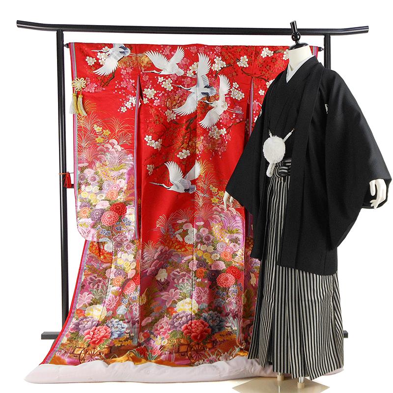 【レンタル 送料無料】　成人式　正絹振袖フルセット　　 「黒地にオシャレなコスモス 振袖」〜二ヶ月間 レンタル可能〜