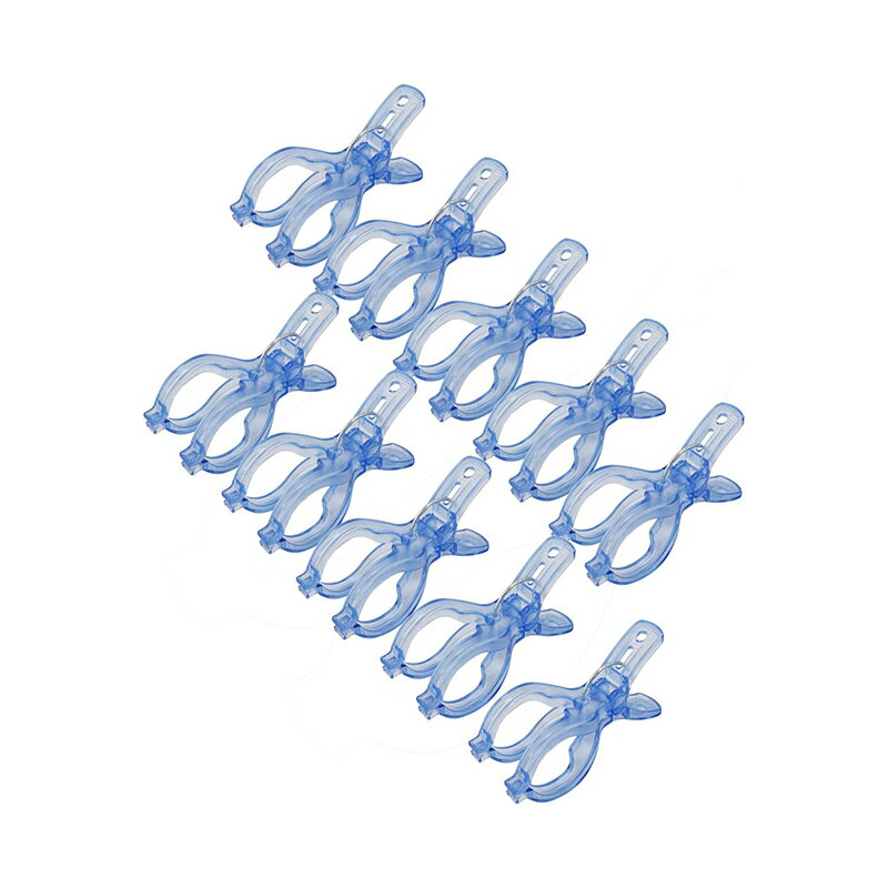 従来の素材(ポリプロピレン)に比べて、耐衝撃強度が約2倍(当社比)あり、耐久性が一段と向上しました。 ヘルメットや自動車部品などにも使われる耐衝撃性に優れた工業用プラスチック素材「ポリカーボネート」を使用しています。 ポリカーボネートは、透明性にもすぐれ、透明でおしゃれです。 竿に掛けたハンガーの上からはさめるので、風等によるハンガーの移動を防ぐ洗濯ばさみ 竿用です。 洗濯物を竿の上から広くはさめる洗濯バサミ 大。 洗濯バサミが壊れるとのお困りの方に、強度がアップした洗濯ばさみです。 素材は、金属のステンレスとは違い、軽くて丈夫なプラスチック素材で出来ております ピンチの先端が二股になっているので、2つの洗濯物を一度にはさめるピンチ 本体サイズ:約4.3×3.4×9cm(1個あたり) 本体重量:約10.9g 素材・材質:(本体)ポリカーボネート、(バネ)鋼線 原産国:ベトナム 商品写真は、 お使いのモニター設定、お部屋の照明等により実際の商品と色味が異なる場合がございます。