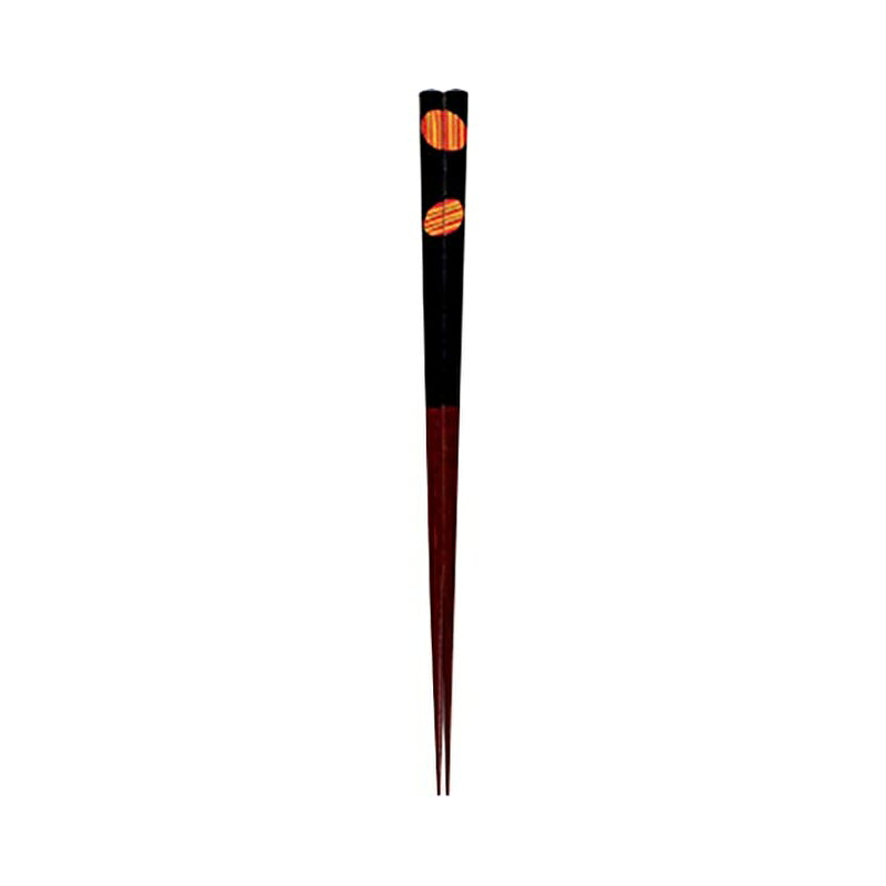 箸サイズ/約22.5cm 材質:天然木、上部/ポリエステル、下部/漆塗装 原産国:日本 伝統的な中にモダンなデザインの入ったおしゃれなお箸 上質なお箸で素敵なお食事タイムを演出 一双一双に手書き蒔絵がほどこされた世界にひとつだけのお箸はギフトに最適 商品写真は、 お使いのモニター設定、お部屋の照明等により実際の商品と色味が異なる場合がございます。
