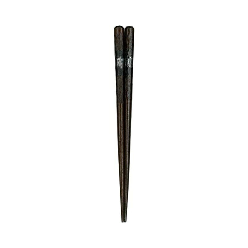 箸サイズ:約23.5cm 材質:天然木・漆塗装 原産国:日本 伝統的な中にモダンなデザインの入ったおしゃれなお箸 上質なお箸で華やかなお食事タイムを演出 お箸は、人と人とを箸渡しすると言われ縁起の良いものとされている為、ギフトに最適 商品写真は、 お使いのモニター設定、お部屋の照明等により実際の商品と色味が異なる場合がございます。