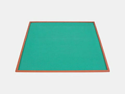 【本体サイズ】約69×69cm ●麻雀マットのなかでもコストパフォーマンス重点の商品です。 ●すべりにくく、防音効果もあります。 ※商品の改訂等により、パッケージデザイン・内容等は予告なく変更される場合がございます。 ※商品は自社店舗販売と在庫を共有しているため、在庫更新のタイミングにより、在庫切れの場合やむをえずキャンセルさせていただく可能性があります。【本体サイズ】約69×69cm ●麻雀マットのなかでもコストパフォーマンス重点の商品です。 ●すべりにくく、防音効果もあります。 ※商品の改訂等により、パッケージデザイン・内容等は予告なく変更される場合がございます。 ※商品は自社店舗販売と在庫を共有しているため、在庫更新のタイミングにより、在庫切れの場合やむをえずキャンセルさせていただく可能性があります。