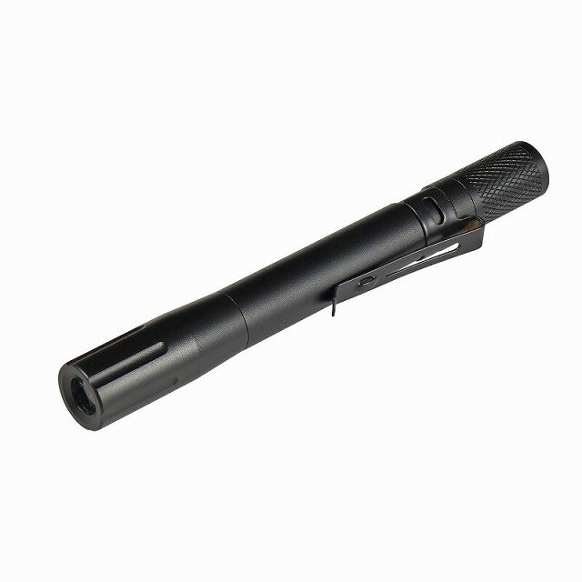 使用電池：単四形アルカリ乾電池×2本(別売) 連続点灯時間：約4時間30分 　　　※アルカリ乾電池使用時 　　　※電池の性能、使用条件により連続点灯時間は短くなる場合があります 光源：白色LED×1灯 明るさ：約150lm 外形寸法(約)：直径17×全長142(mm)(クリップ除く、最大値) 質量：約40g(電池除く) 防水仕様：IPX7(防浸形) 本体カラー：ブラック ※商品の改訂等により、パッケージデザイン・内容等は予告なく変更される場合がございます。 ※商品は自社店舗販売と在庫を共有しているため、在庫更新のタイミングにより、在庫切れの場合やむをえずキャンセルさせていただく可能性があります。使用電池：単四形アルカリ乾電池×2本(別売) 連続点灯時間：約4時間30分 　　　※アルカリ乾電池使用時 　　　※電池の性能、使用条件により連続点灯時間は短くなる場合があります 光源：白色LED×1灯 明るさ：約150lm 外形寸法(約)：直径17×全長142(mm)(クリップ除く、最大値) 質量：約40g(電池除く) 防水仕様：IPX7(防浸形) 本体カラー：ブラック ※商品の改訂等により、パッケージデザイン・内容等は予告なく変更される場合がございます。 ※商品は自社店舗販売と在庫を共有しているため、在庫更新のタイミングにより、在庫切れの場合やむをえずキャンセルさせていただく可能性があります。