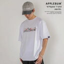 　商品説明 APPLEBUM アップルバム MLB 9球団のユニフォームを纏った選手を 【APPLEBUM】ロゴと共に落とし込んだTシャツ。 ベンチから乗り出してくる臨場感を 水彩画ならではのタッチで表現しました。 柔らかなニュアンスが目を惹くグラフィックは、 アーティスト「tsuyoshi yamanaka」氏による 描き下ろしとなっております。 バックにはMLB 9球団のロゴをプリント。 ボディは、12ozというウルトラヘビーな 天竺生地を使用したオリジナルボディ。 身幅とアームホールを広げ、着丈はやや短めに仕上げました。 生地感、シルエットをこだわり抜いたオリジナリティ溢れる1枚です。 ※モデル : 172cm 56kg Lサイズ着用 メーカー希望小売価格はメーカーカタログに基づいて掲載しています ■注意点:フラッシュ撮影と屋外画像ではカラーの見え方に誤差がございます。 パソコンのモニターにより、カラーの見え方に誤差がございます。 ■サイズ表記につきましてはブランド企画サイズとなっております。 サイズ 着丈 身幅 肩幅 袖丈 　　 S 64cm 51cm 48cm 22cm 　　 M 67cm 55cm 51cm 23cm 　　 L 70cm 59cm 54cm 24cm 　　 XL 73cm 63cm 57cm 25cm 　　 XXL 76cm 67cm 60cm 26cm 素材 綿100% サイズ表記APPLEBUM アップルバム