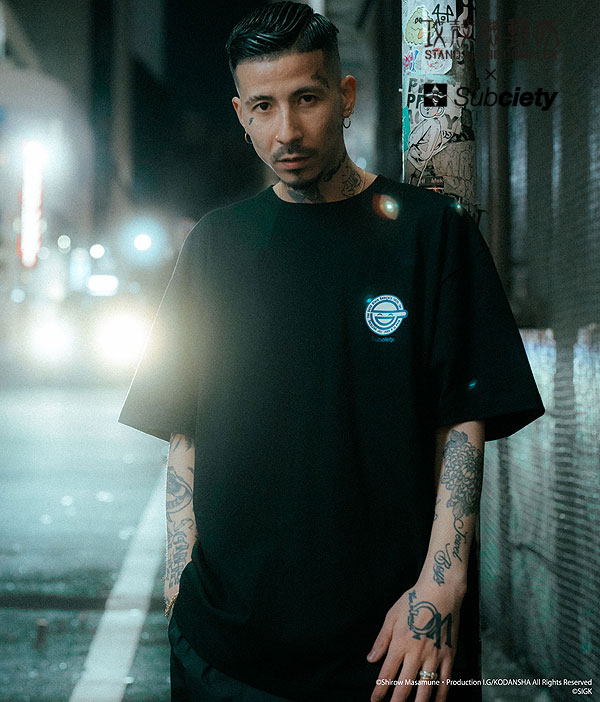 『攻殻機動隊 STAND ALONE COMPLEX』x Subciety サブサエティ SUBCIETY incident TEE 105-40611 メンズ Tシャツ コラボ 送料無料 ストリート