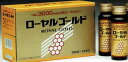 ローヤルゴールドの原料ローヤルゼリーは空気が清浄な高原地帯の菜の花畑で成育した女王蜂から採取されます。 生ローヤルゼリーを50ml瓶に生ローヤルザリー3000mgを多種類の有効エキスに配合し毎日飲みやすいドリンクにしています。 これをパワーストン化して健康効果をUPしたものがパワ＾ストーンローヤルゼリーです。 原体生産者は（株）麗紫　ネオテラヘルツ波加工業者はスマイルライフ株式会社（東京都新宿区）。 引用写真wkp♯プラスーパワーストーンの威力 先ずは一日1本元気百倍　丈夫な体を作りましょう。ロイヤルゼリーは女王蜂のための専用食物で女王乳ともいわれます。もともと乳白色クリーム色のゼリー状粗目状の物質です。蛋白質糖分　ミネラルが豊富で多くの薬効があると記されています。代表的な効果は広く一般に　疲労回復　免疫力、抗菌抵抗力、肝臓機能と言われています。。
