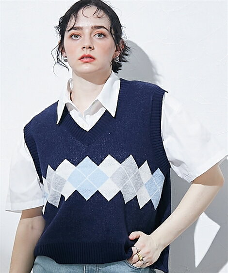 【店内全品対象★25%OFFクーポン配布中★先着1,500名限定 11/20 20時開始】ニット セーター レディース アーガイル柄 ベスト 春 秋 冬 グレー/ネイビー | M | ニッセン nissen
