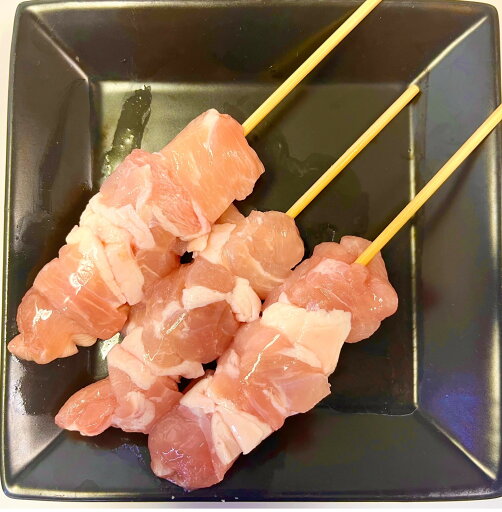 国産手刺し焼鳥 未加熱もも串 40g×50本 大容量 業務用 やきとり 屋台 国産手刺し焼鳥 未加熱もも串 40g×50本 大容量 業務用 やきとり 屋台