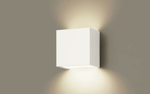 パナソニック ブラケットXLGB81806CE1(LGB81001+LLD2000VCE1)LED(60形)(温白色)(電気工事必要)Panasonic パナソニック ブラケットXLGB81806CE1(LGB81001+LLD2000VCE1)LED(60形)(温白色)(電気工事必要)Panasonic
