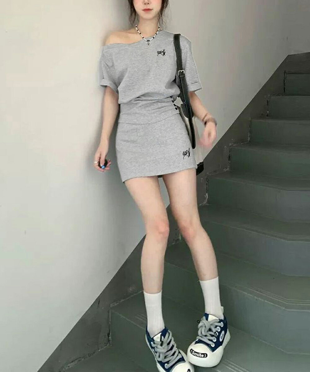 ガーリーセットアップ ワンオフショルダーアンバランス 夏服 可愛いツーピース夏 タイトスカートミニ