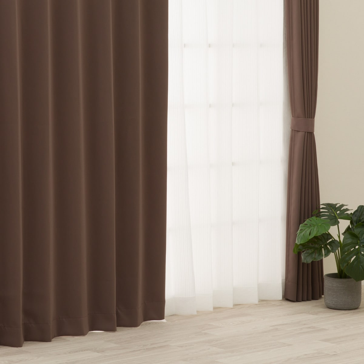 遮光1級・防炎カーテン　10色120サイズ（バリエ BR）【メーカー直送・】