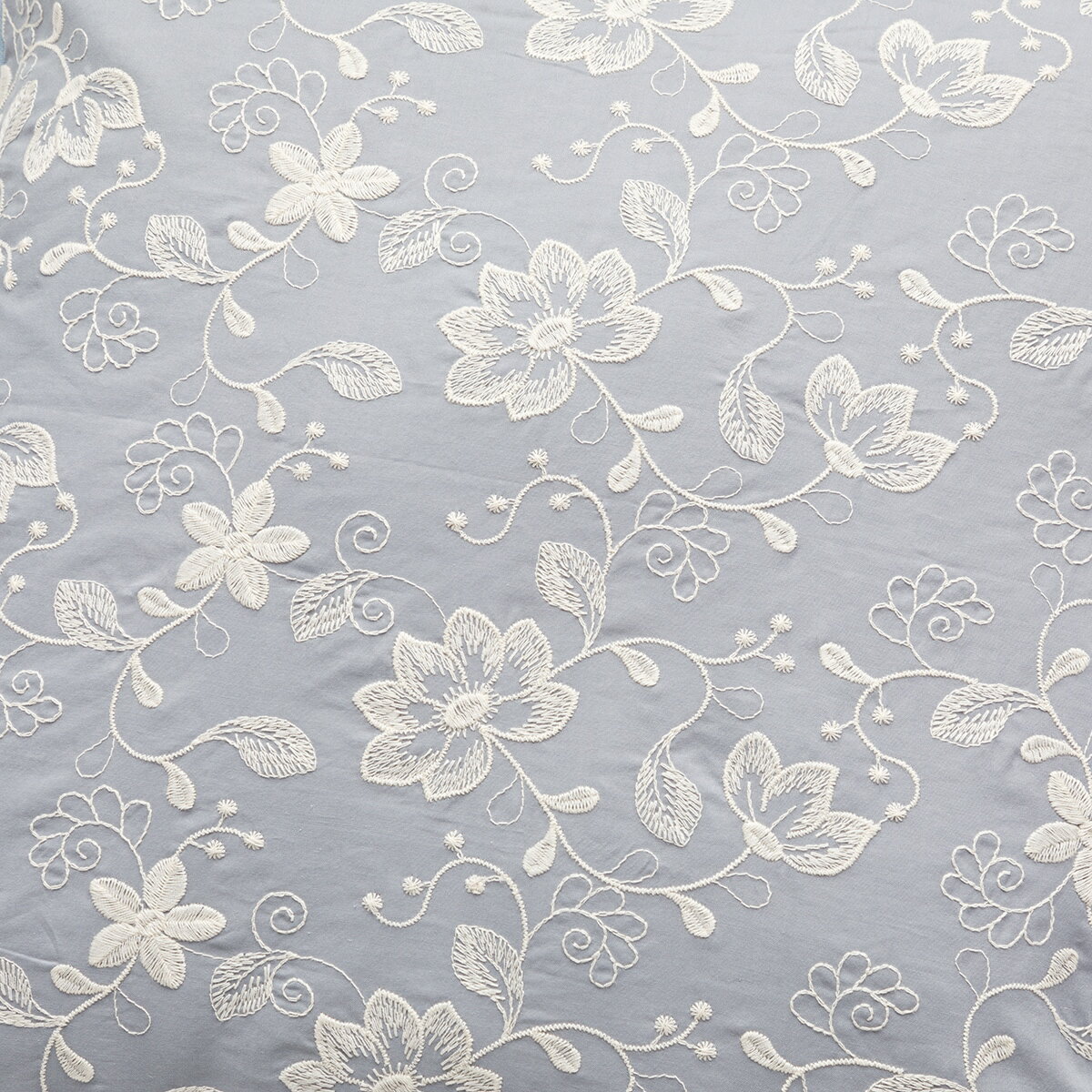 クッションカバー(ホワイトフラワー ブルー gSChq8)　  デコホーム