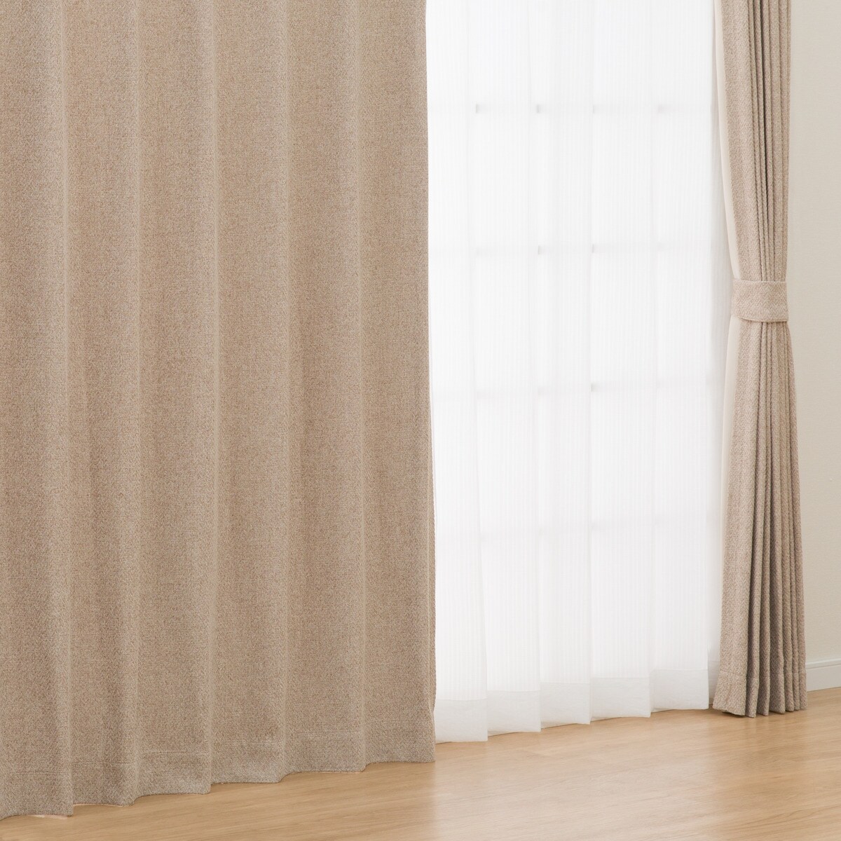 遮光2級・遮熱カーテン(RD111)