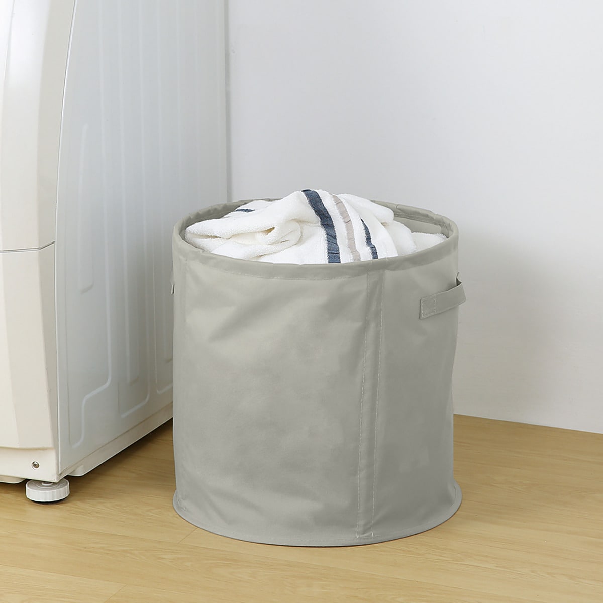 ニトリの畳める丸形バスケット(EB06)(リビング収納)