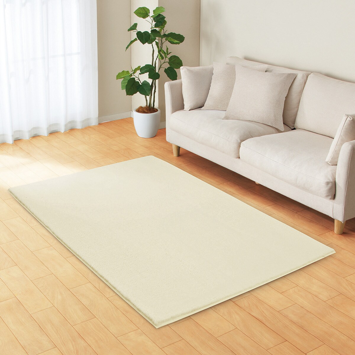 ふんわり、なめらか上質な肌ざわりのラグ(ウサギラグ5 NU01)