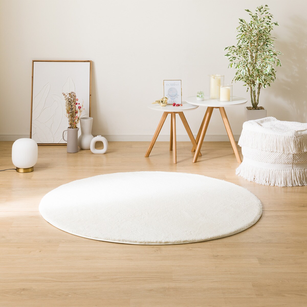 ふんわり、なめらか上質な肌ざわりのラグ(ウサギラグ5 NU01)