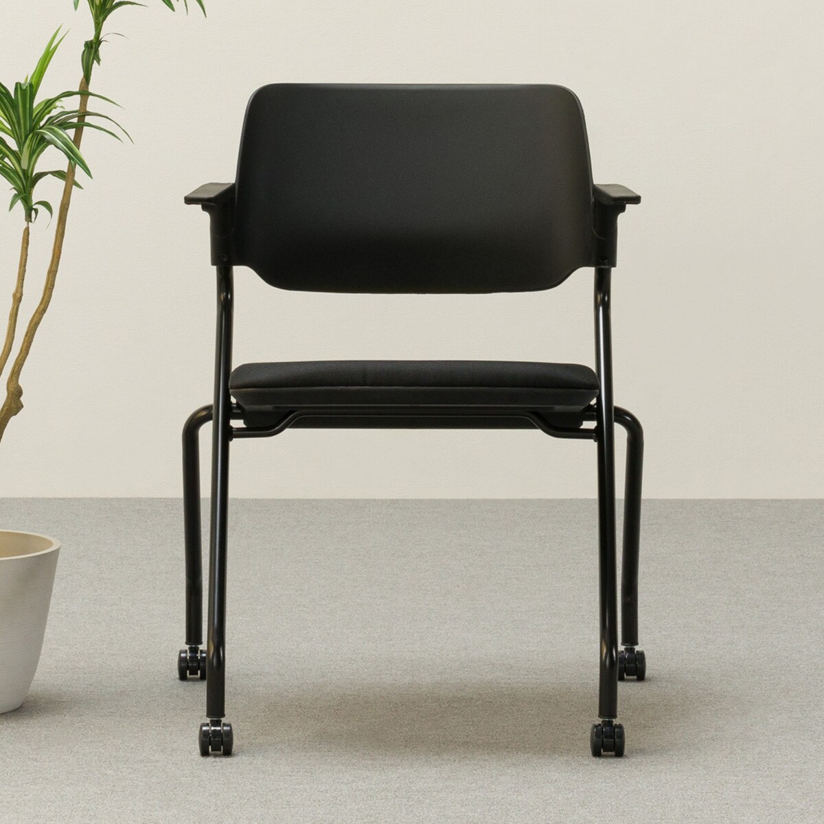 エントリーでP5倍！[幅60.9cm]ミーティングチェア(サヤ ヒシツキBK/BK)   【1年保証】