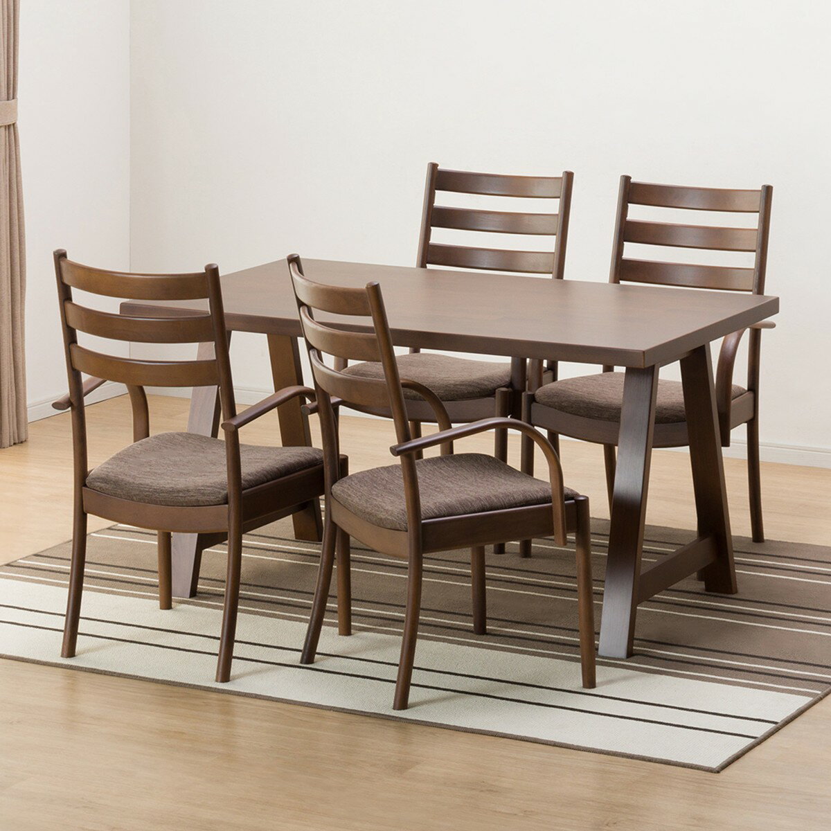 [幅135cm] ダイニングテーブル5点セット(NコレクションT-06A 135MBR/C-07肘付きMBR DRD-MO)  【配送員設置】 【5年保証】