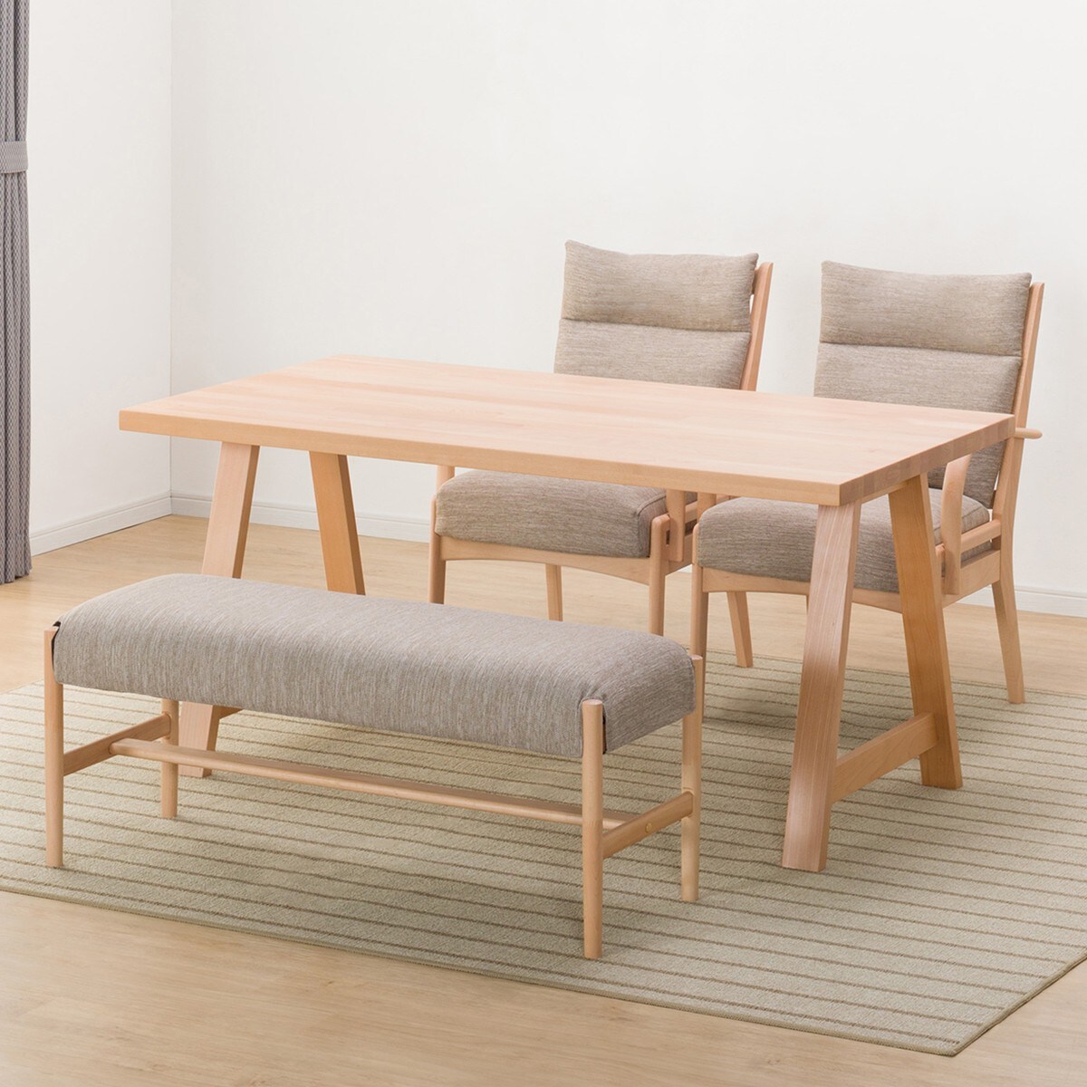 [幅150cm] ダイニングテーブル4点セット(NコレクションT-06A 150NA/C-27M肘付きNA DR-BE/B-34 NA)  【配送員設置】 【5年保証】 【期間限定価格：11/17〜12/31まで】