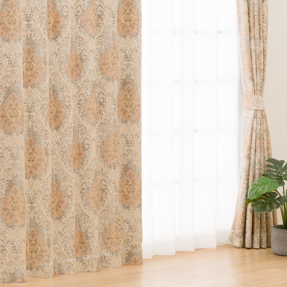 裏地付き遮光2級・遮熱カーテン(PK026 ベージュ)