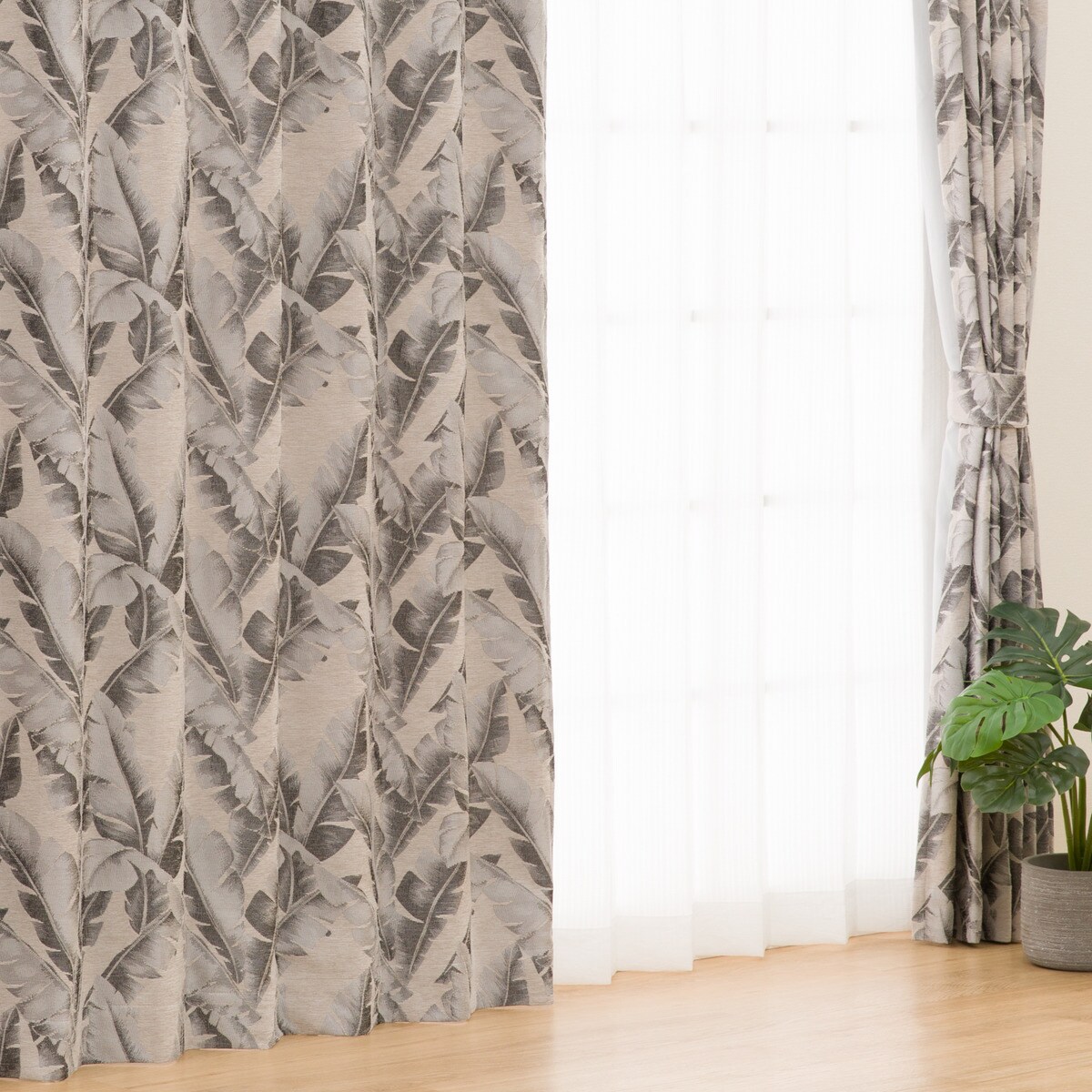 裏地付き遮光1級・遮熱カーテン(PK043 グレー)