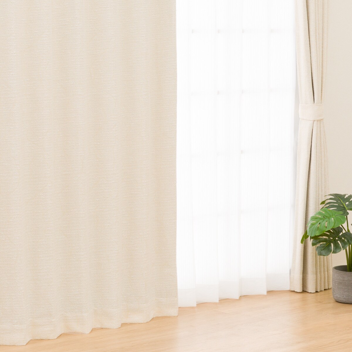 裏地付き遮光3級・遮熱カーテン(PK063)