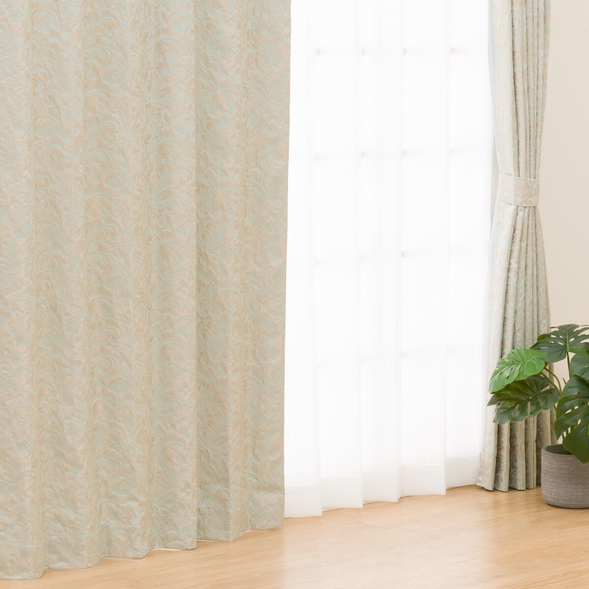 裏地付き遮光2級・遮熱カーテン(PK067 BL)