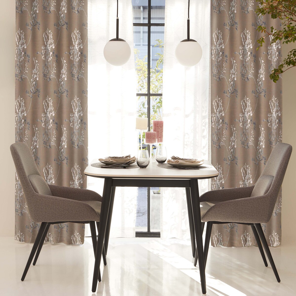 裏地付き遮光2級・遮熱カーテン(PK134 GY)