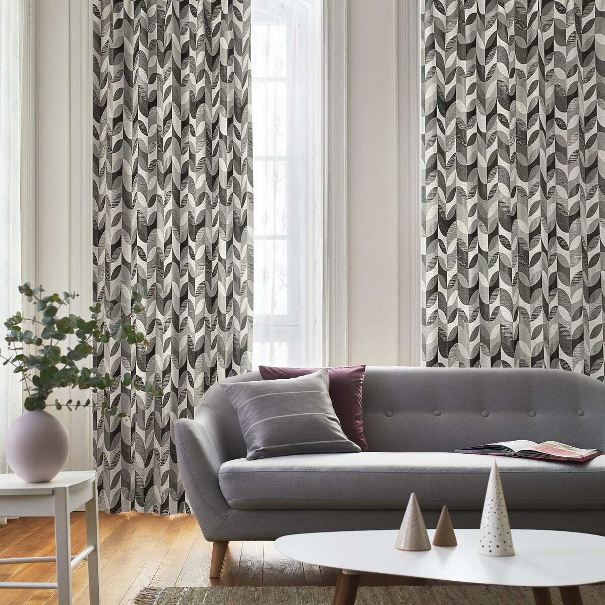 裏地付き遮光1級・遮熱カーテン(PK136 GY)