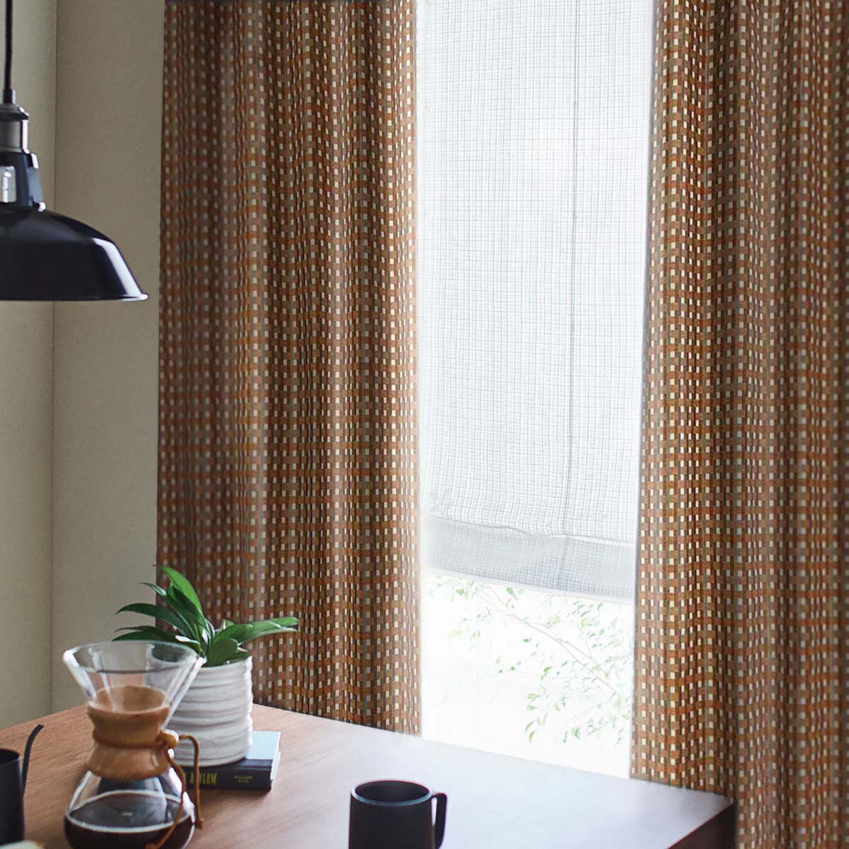 裏地付き遮光2級・遮熱カーテン(PK144 OR)