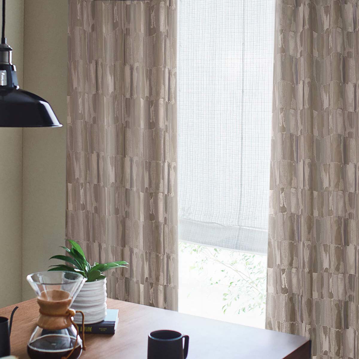 裏地付き遮光2級・遮熱カーテン(PK145 MO)