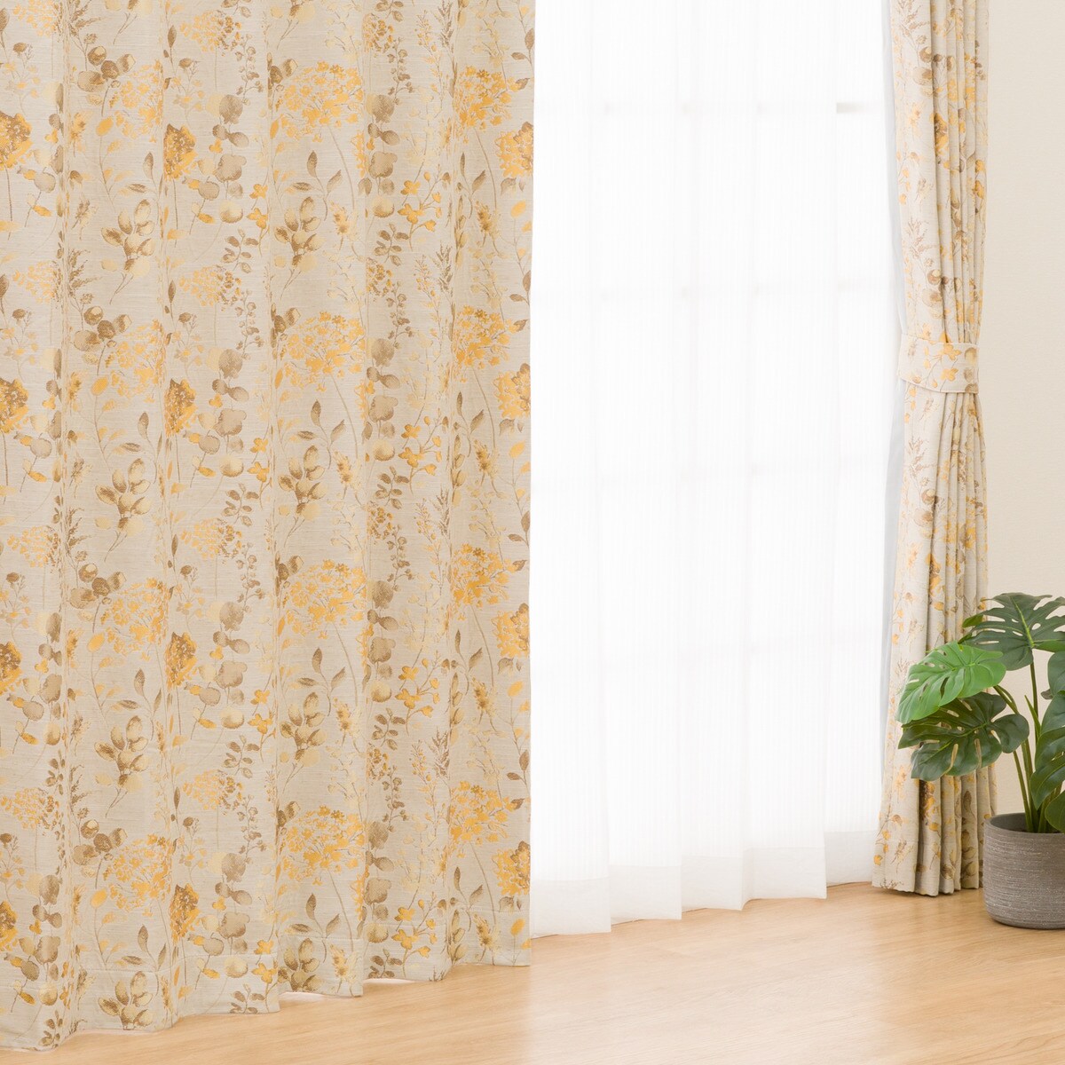 裏地付き遮光2級・遮熱カーテン(PK119)