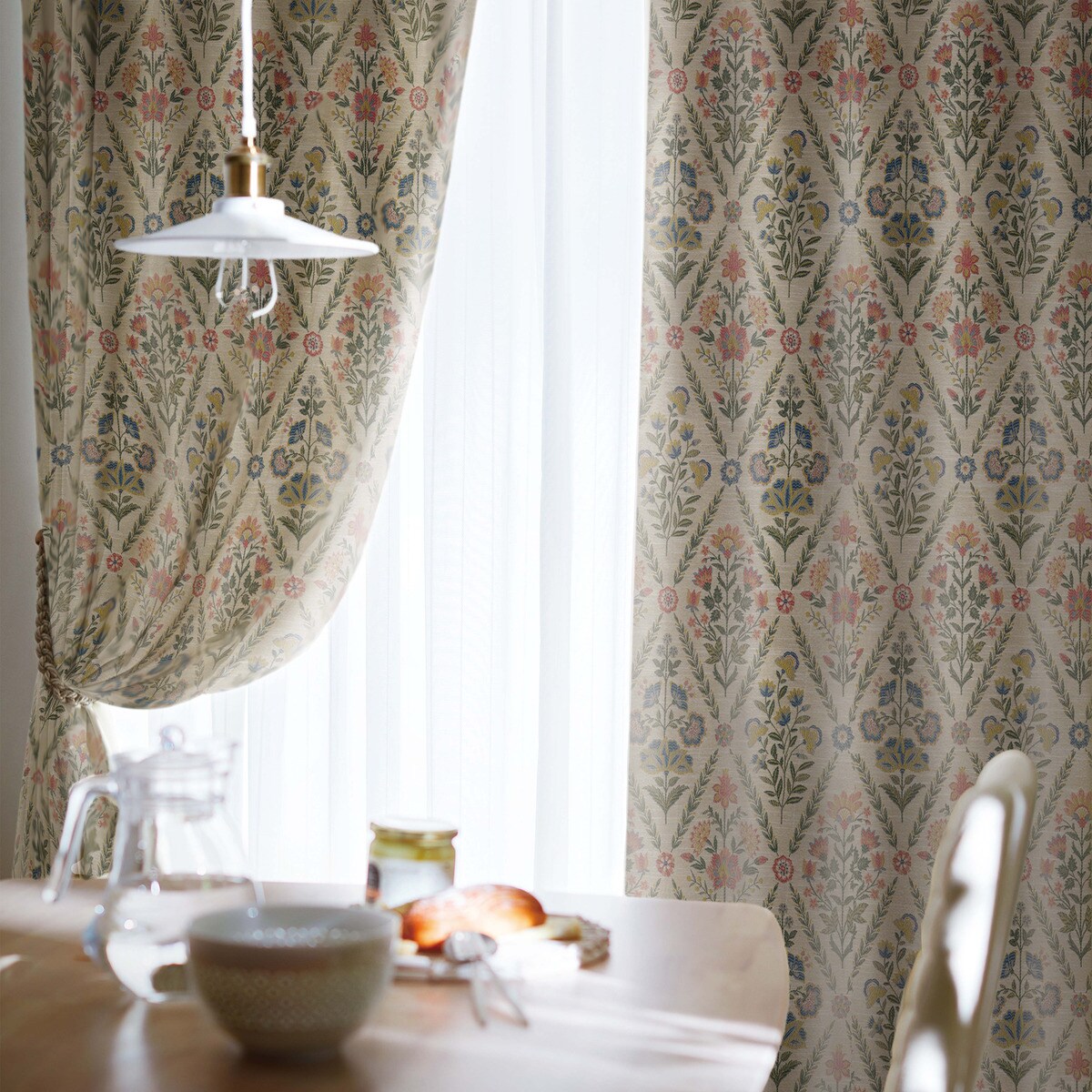 裏地付き遮光1級・遮熱カーテン(PK129)