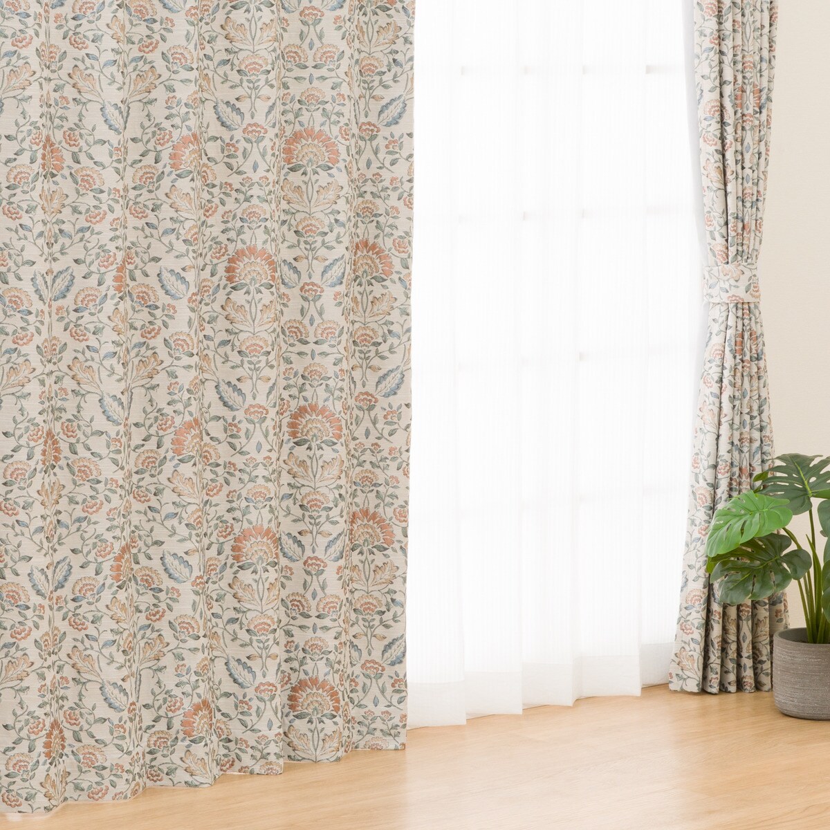 裏地付き遮光1級・遮熱カーテン(PK091)