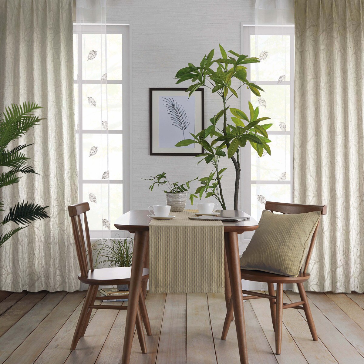 裏地付き遮光2級・遮熱カーテン(PK135)