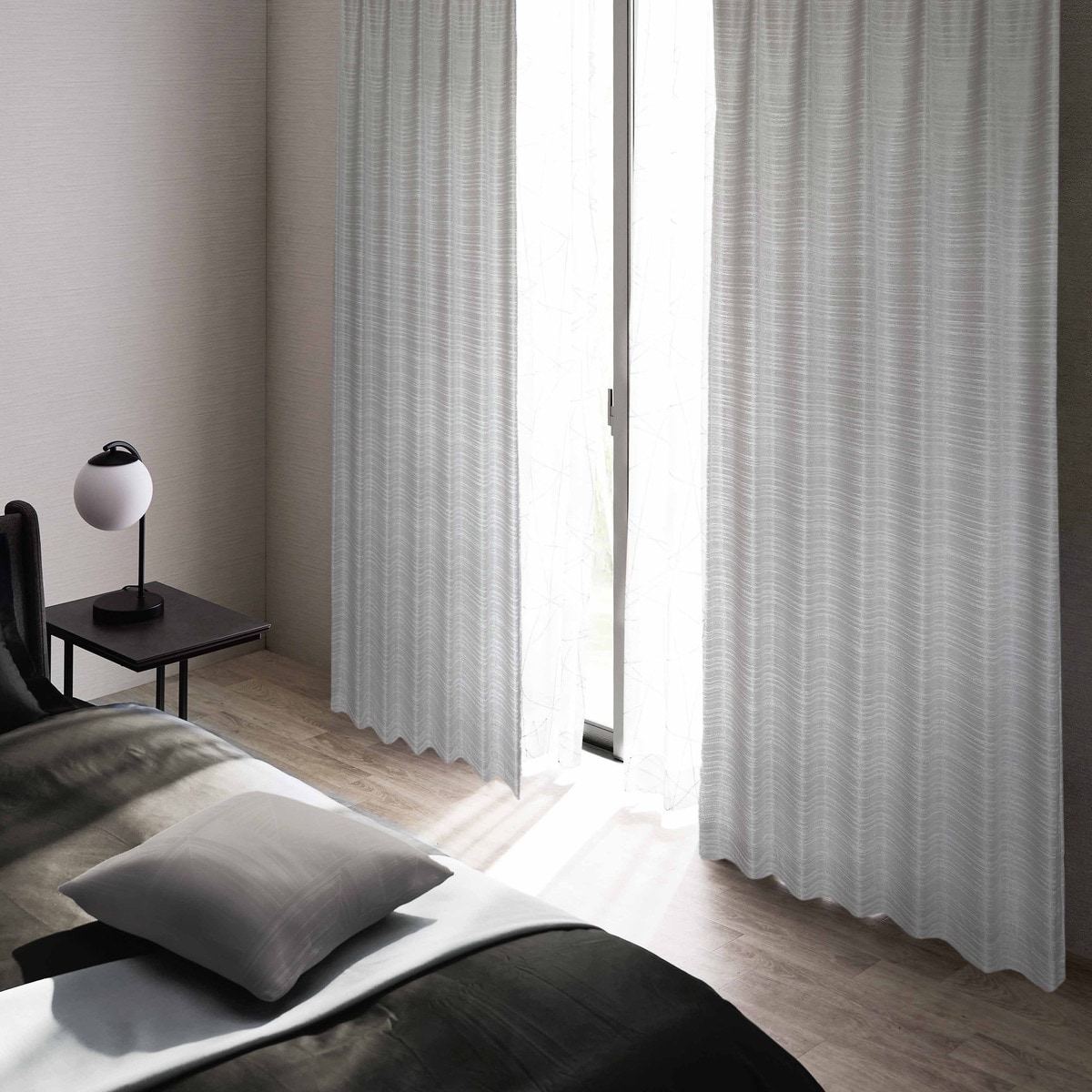 裏地付き遮光2級・遮熱カーテン(RK022 WH)