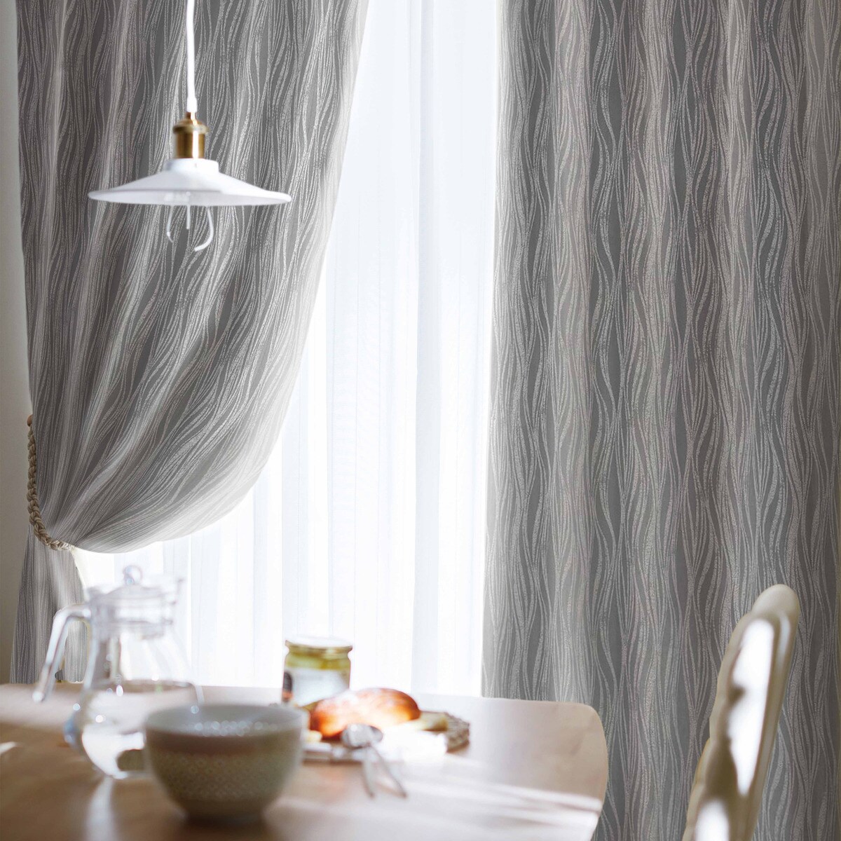 裏地付き遮光2級・遮熱カーテン(RK161 GY)