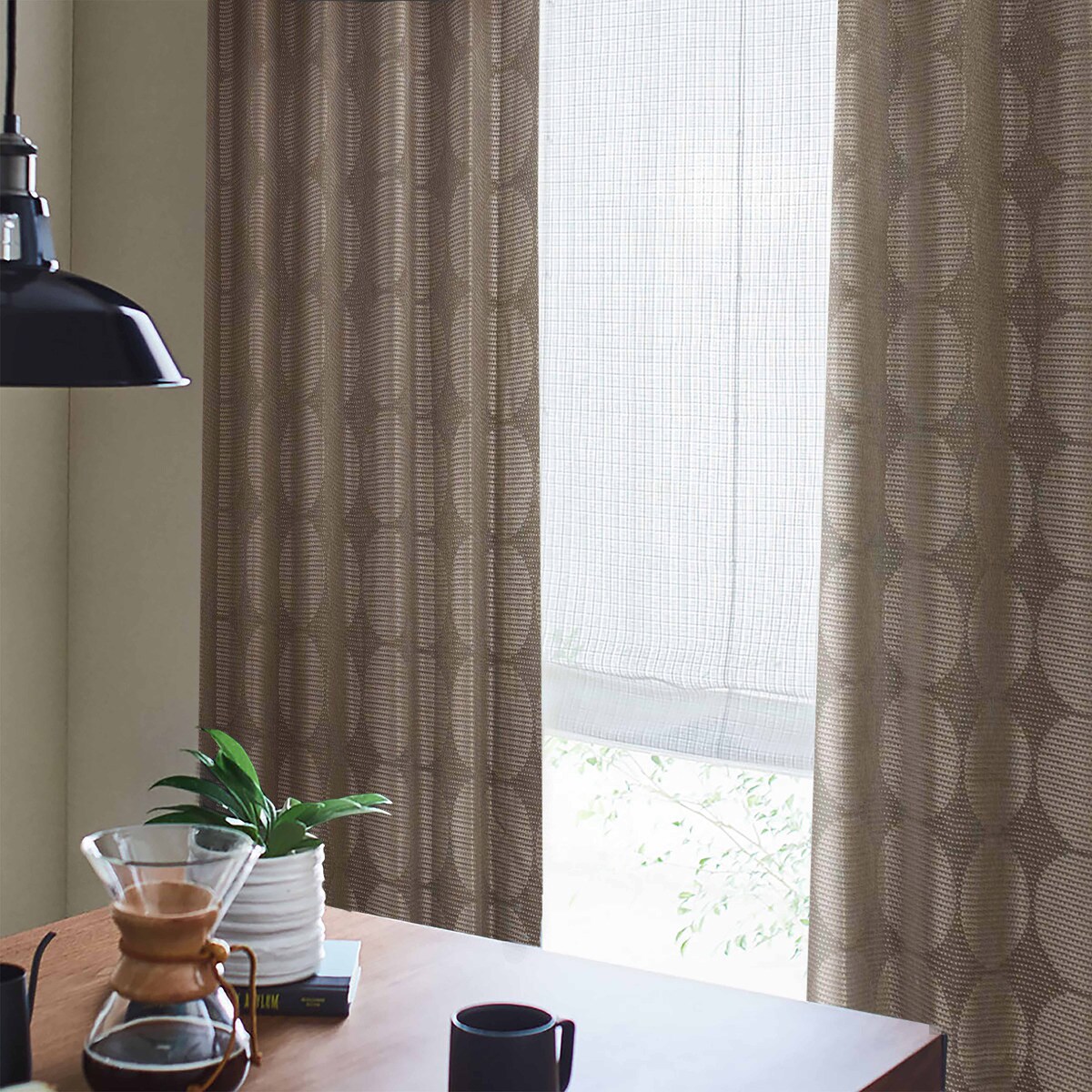 裏地付き遮光2級・遮熱カーテン(RK162 BR)