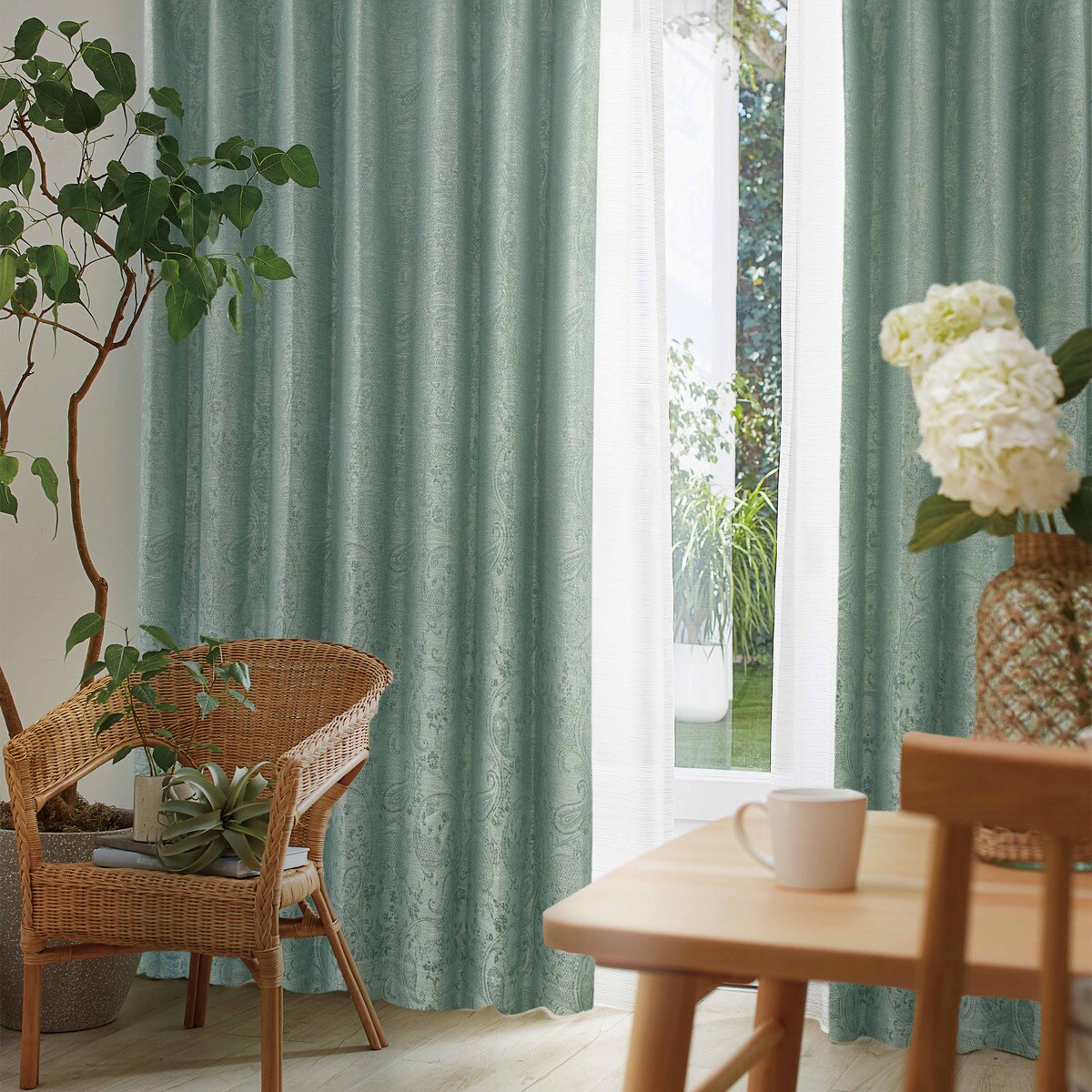 裏地付き遮光2級・遮熱カーテン(RK167 GR)