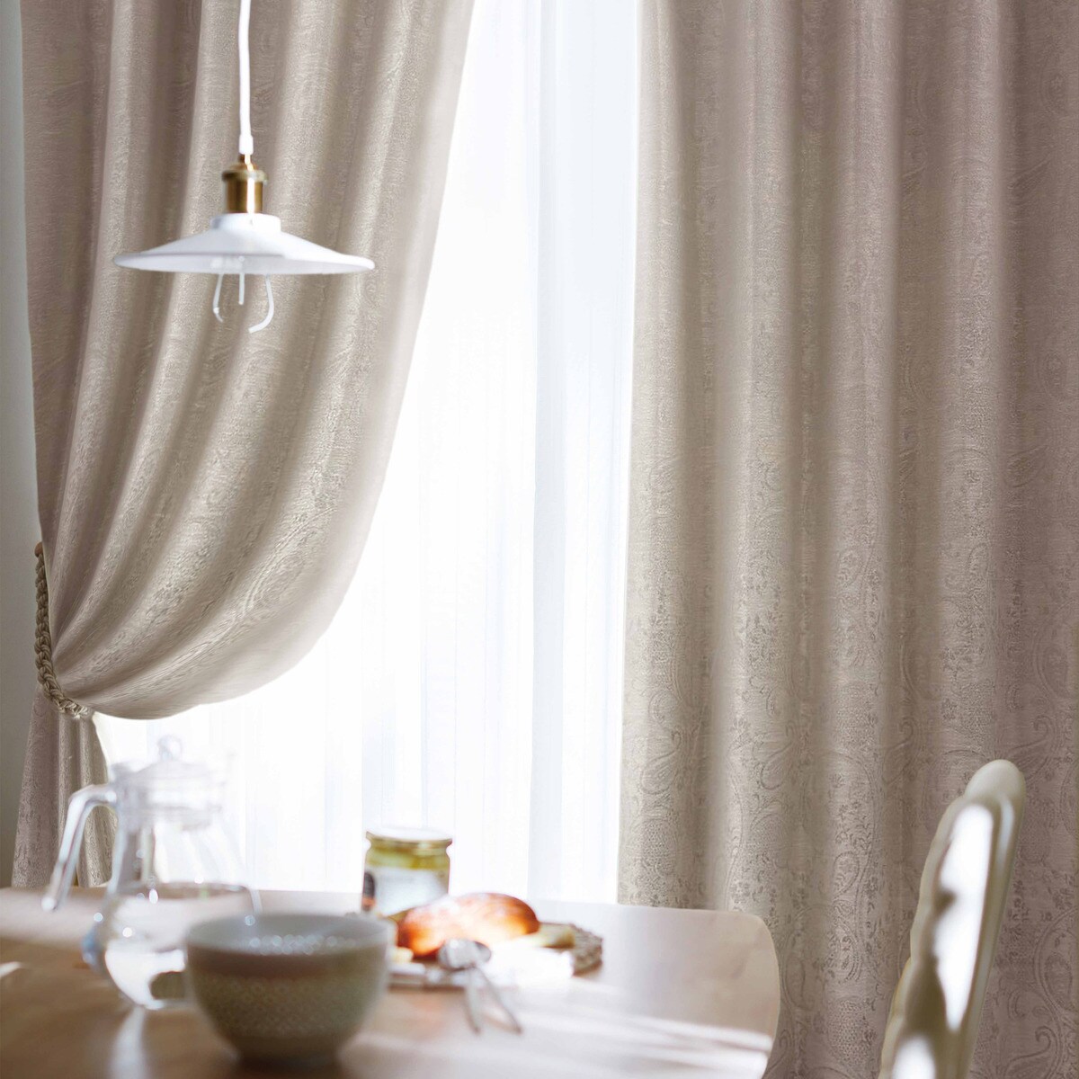 裏地付き遮光2級・遮熱カーテン(RK167 RO)