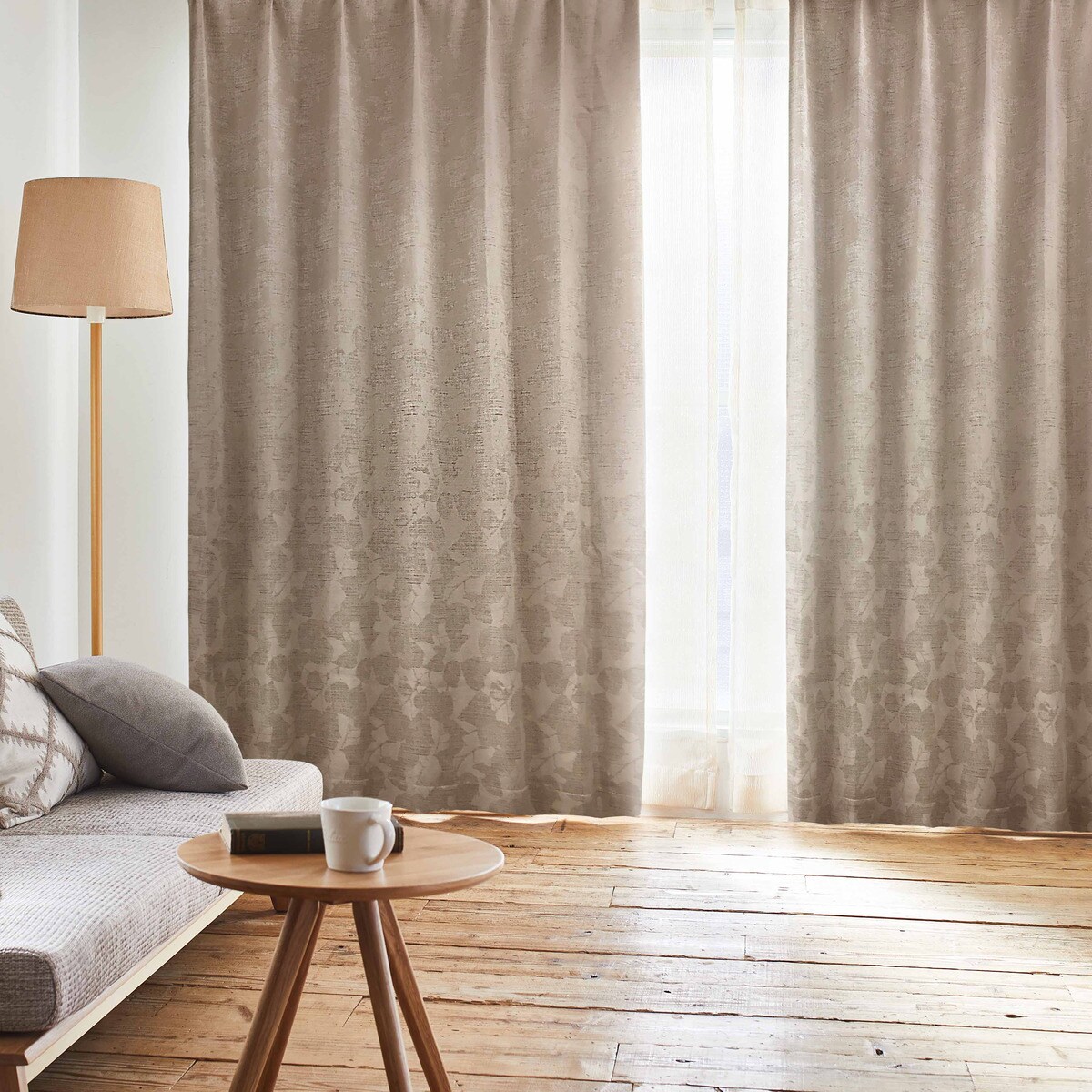 裏地付き遮光2級・遮熱カーテン(RK171 BE)