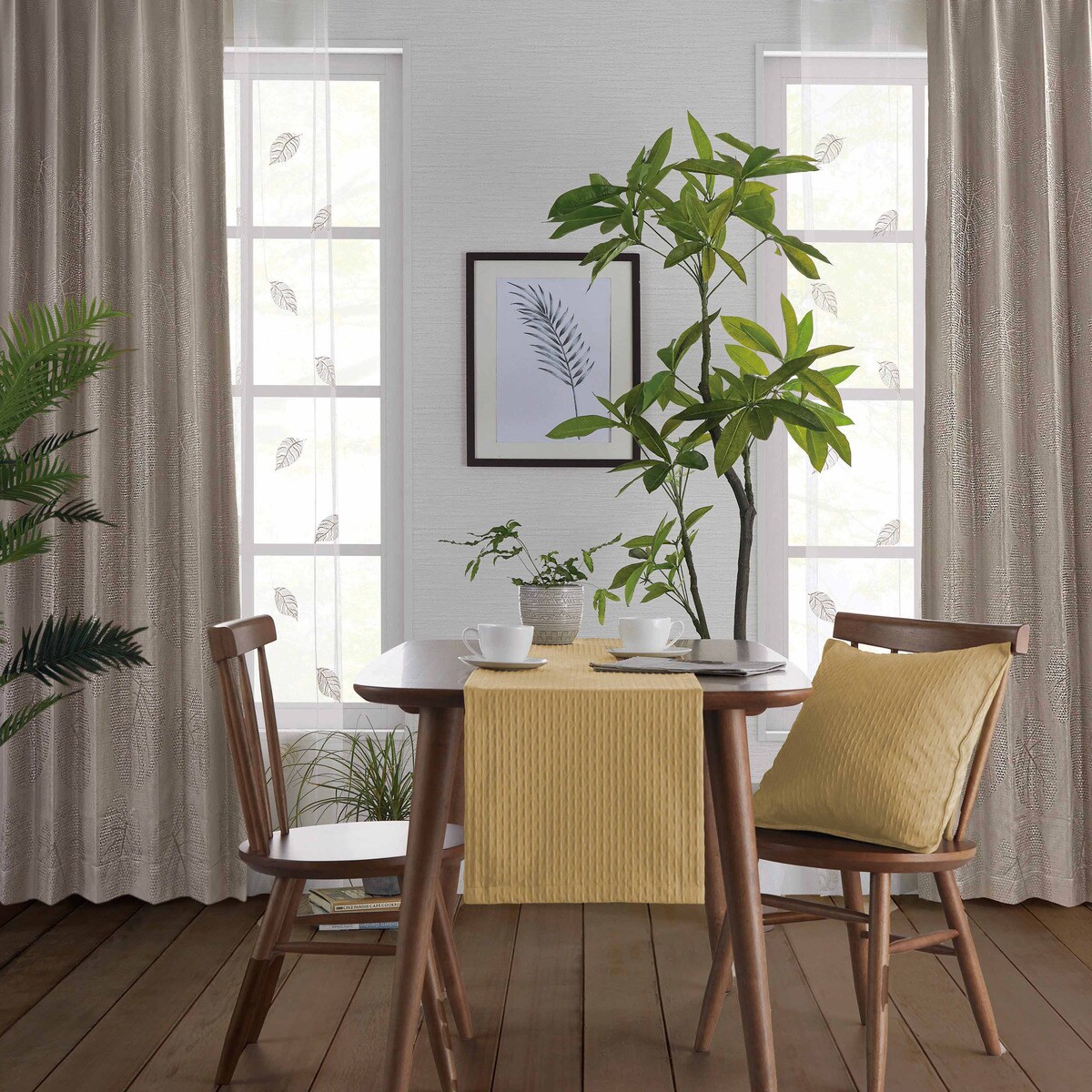 裏地付き遮光2級・遮熱カーテン(RK173 BE)