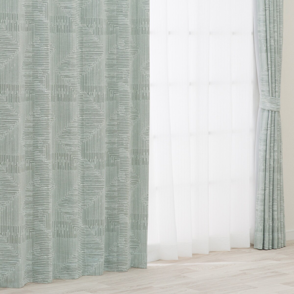 裏地付き遮光2級・遮熱・防炎カーテン(PK185)