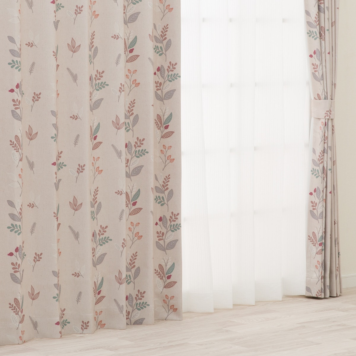 遮光2級・遮熱カーテン(CW2510)