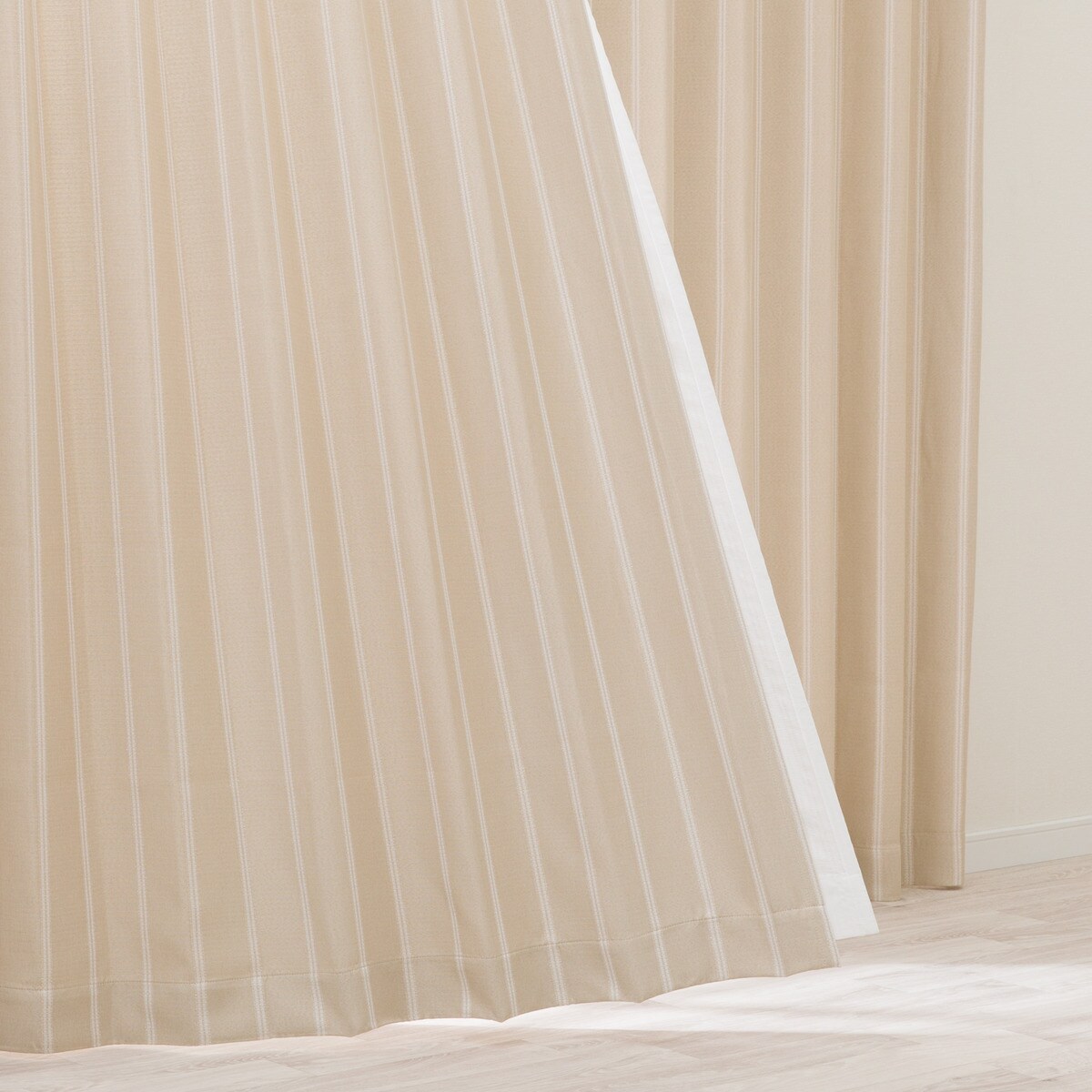 ニトリの遮光3級カーテン(RD115 ベージュ)(カーテン・レース)