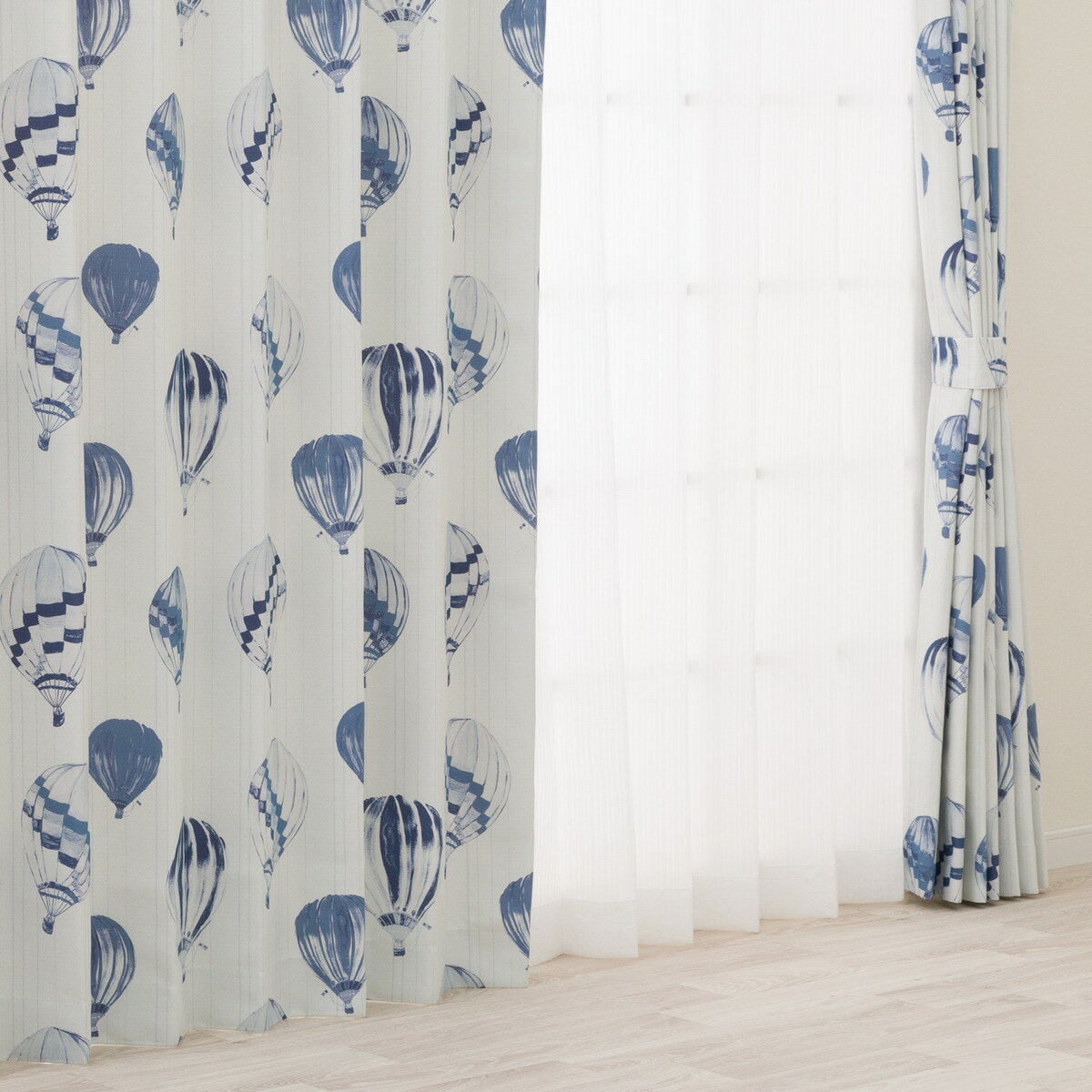 遮光2級・遮熱カーテン(RD129 ブルー)